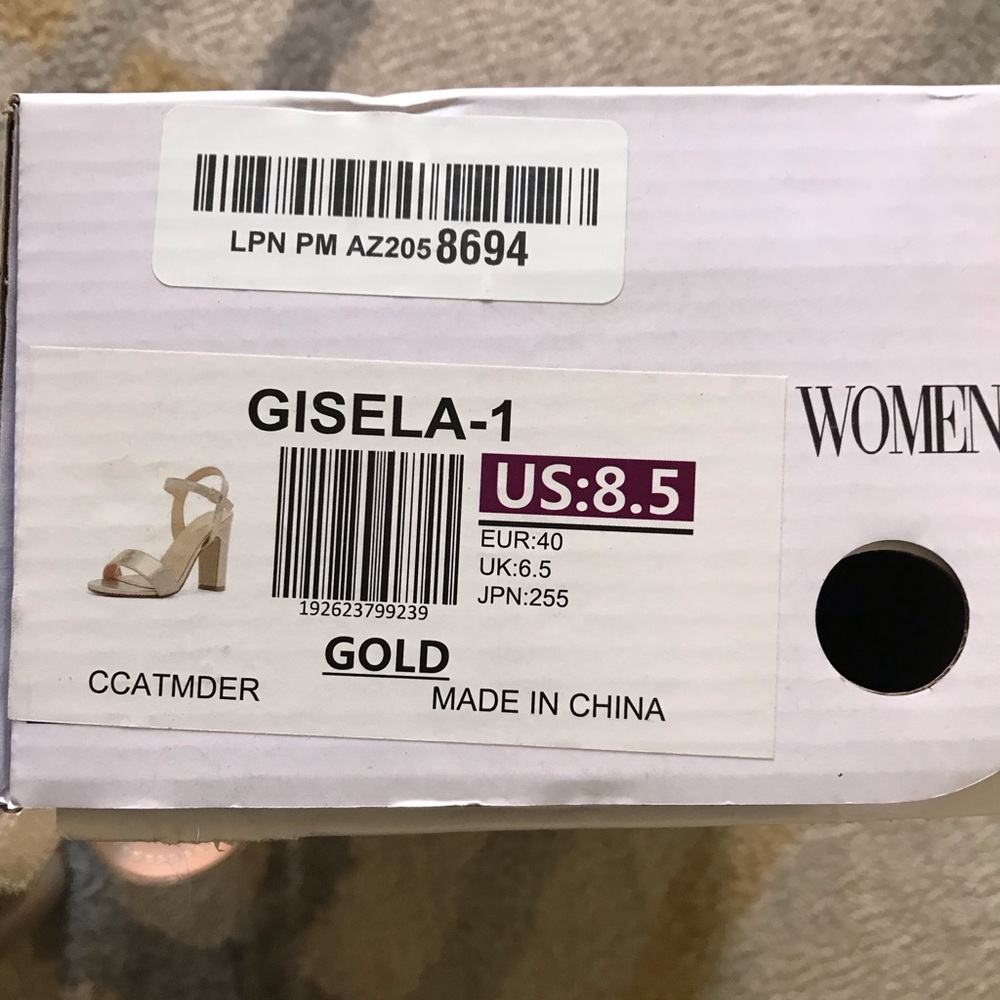 Dream Pairs Gisela-1 NWT Size 8.5 - Picture 6 of 7